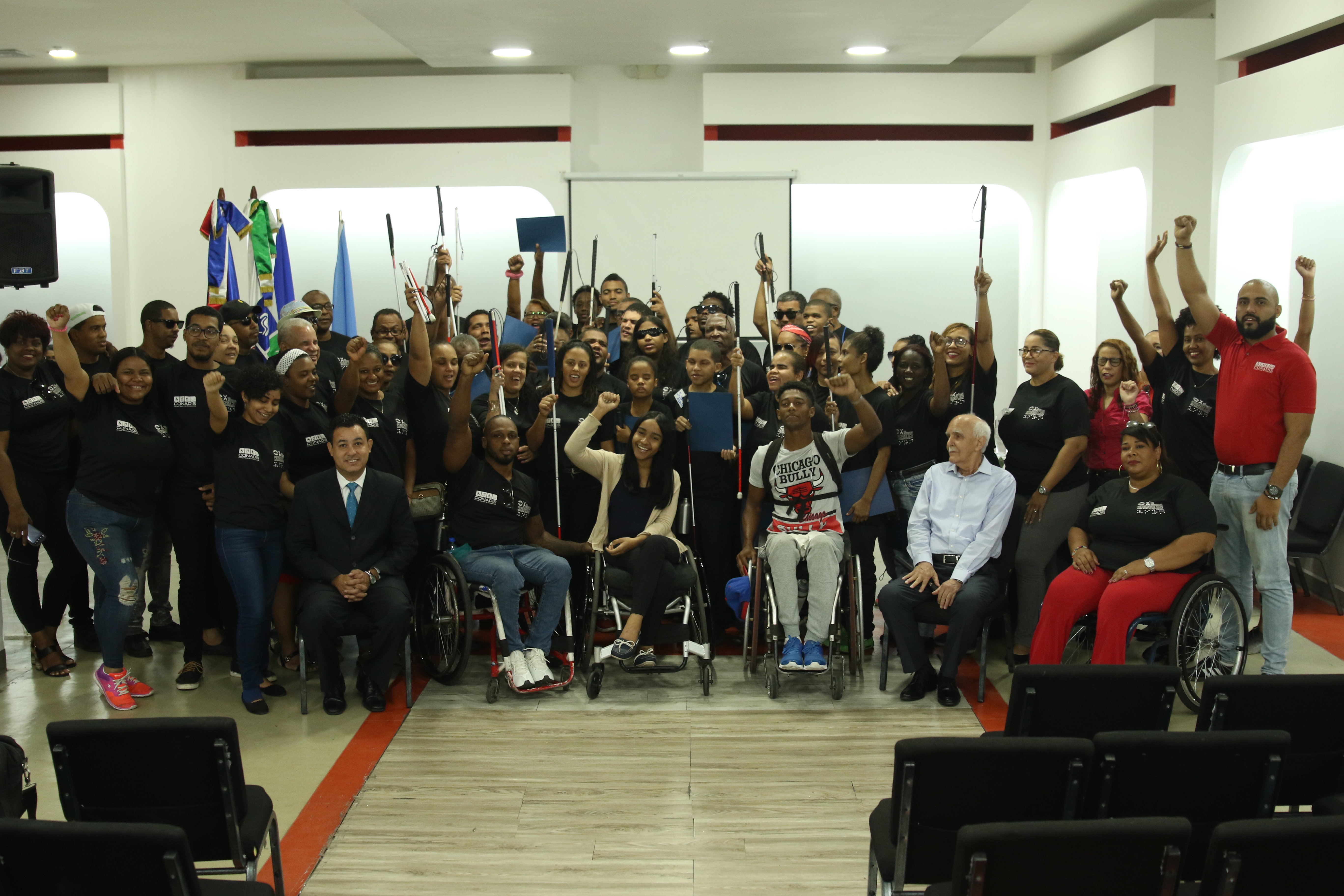 Cierre del primer curso Vida Independiente RD para Personas con Discapacidad Visual.