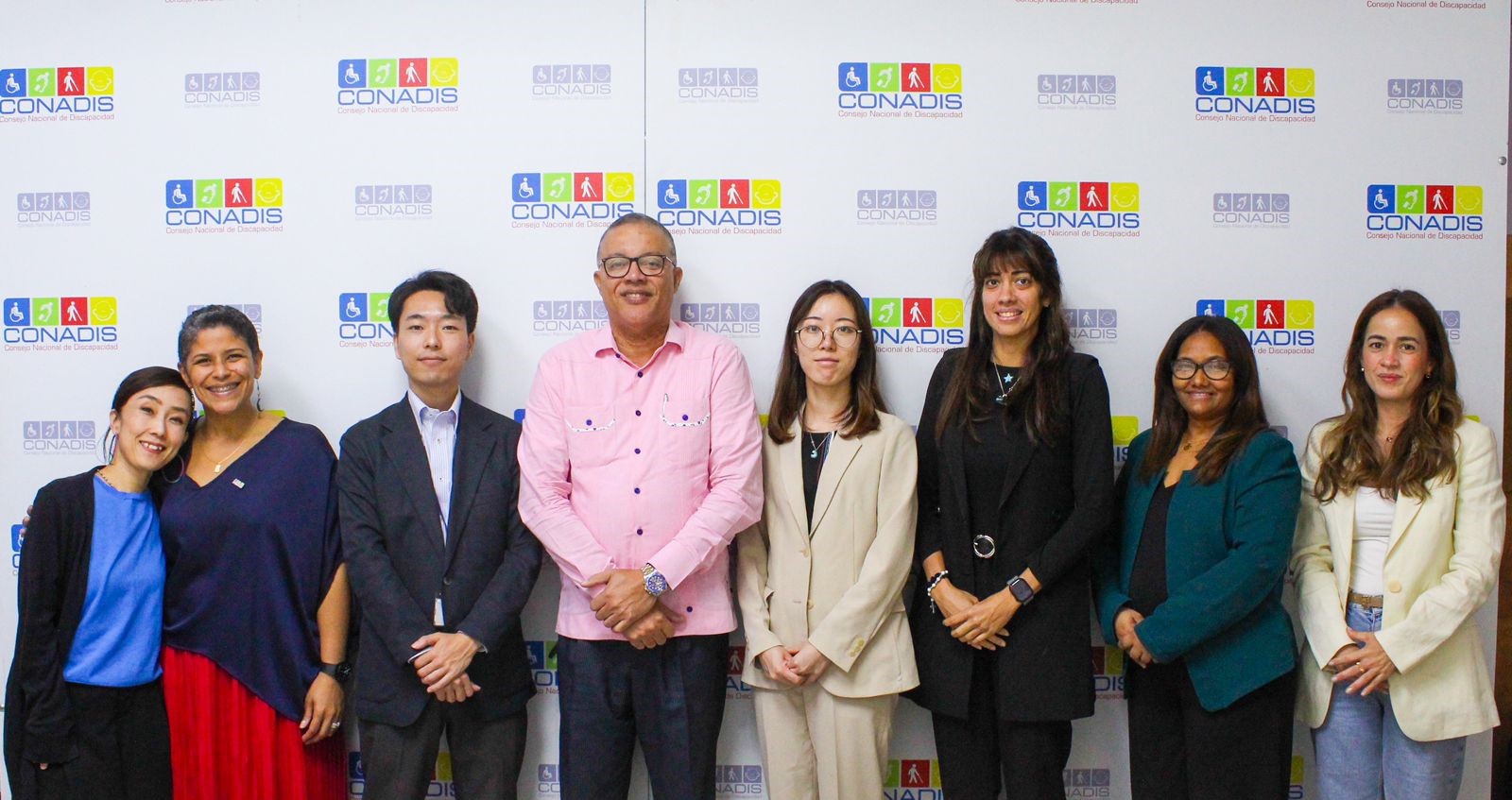 AUTORIDADES DE CONADIS CON EJECUTIVOS DE JICA