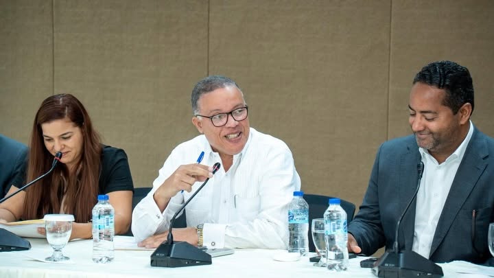CONADIS participa en reunión del Congreso Nacional para fortalecer la educación inclusiva en la República Dominicana